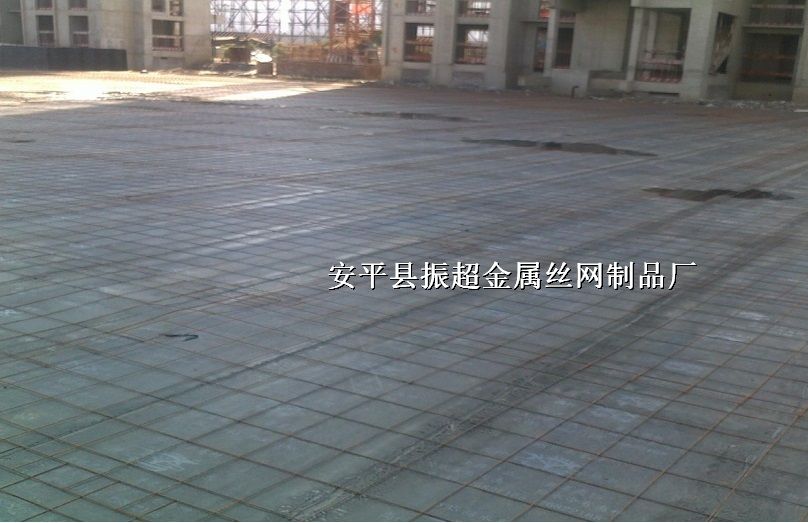 䓽zW
